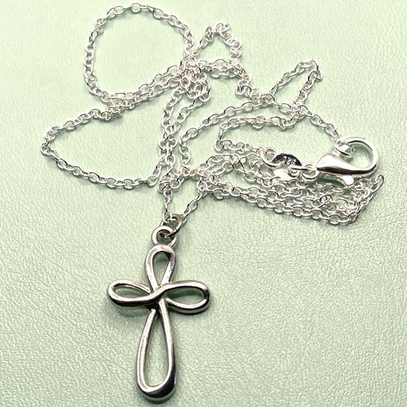 loop cross necklace - 925 Sterling silver necklace - Picture 5 of 7